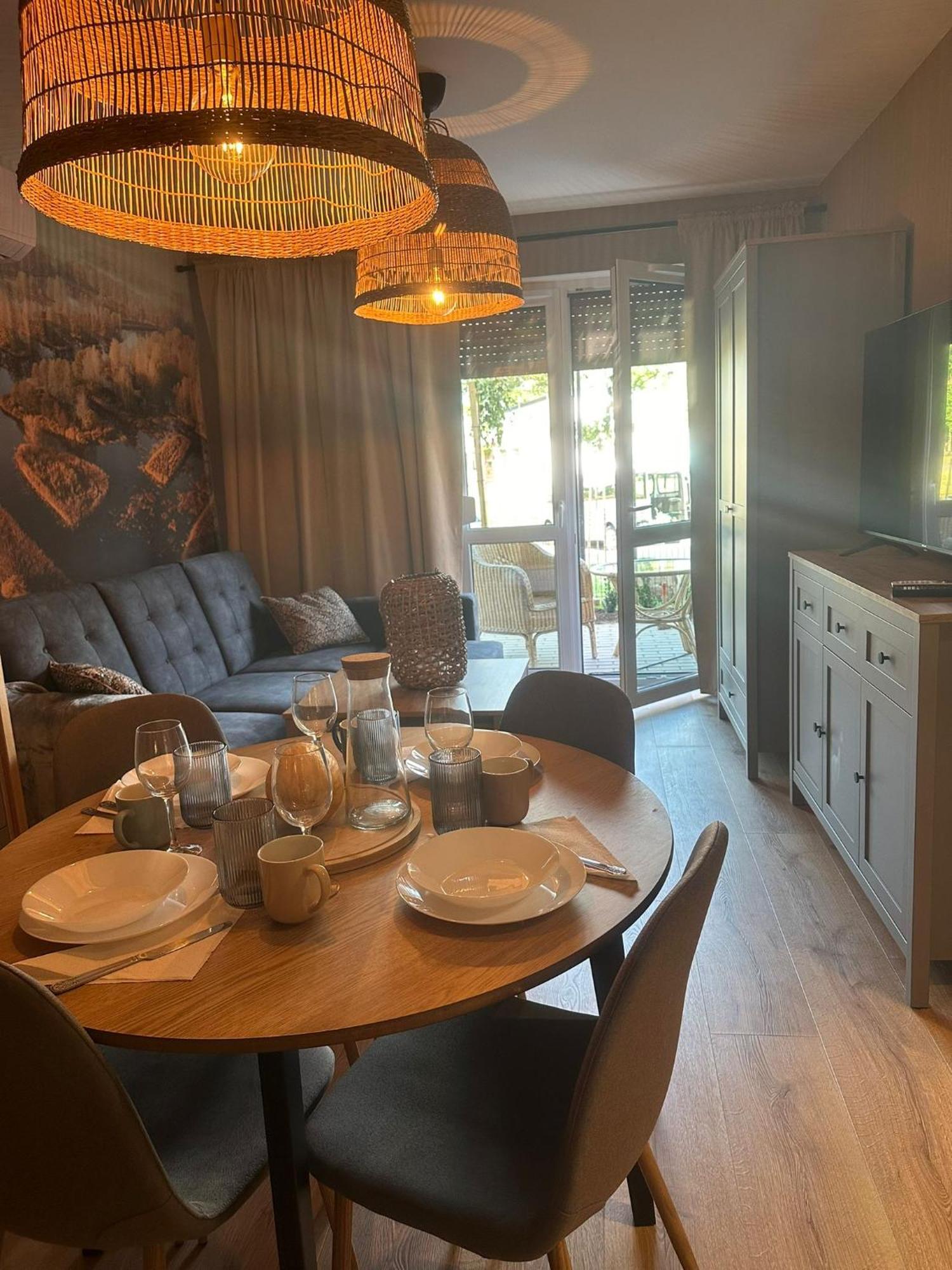 Apartament 8 Z Ogrodkiem I Prywatna Sauna, Rowery, Spacery W Dolinie Baryczy - 5D Apartamenty Milicz Exteriör bild